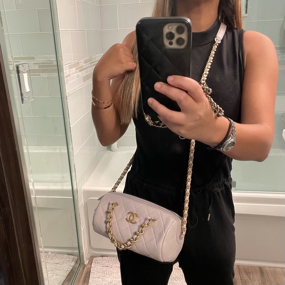 NEW 20A Chanel Bowler Crossbody Lilac Pink Bag - Picture 8 of 10